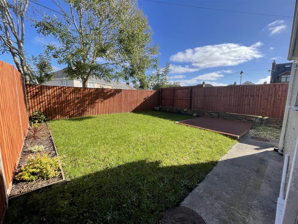 Property photo 2 of 35 Img_5484.Jpeg