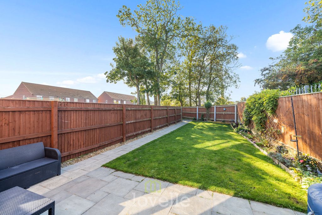 Property photo 2 of 31