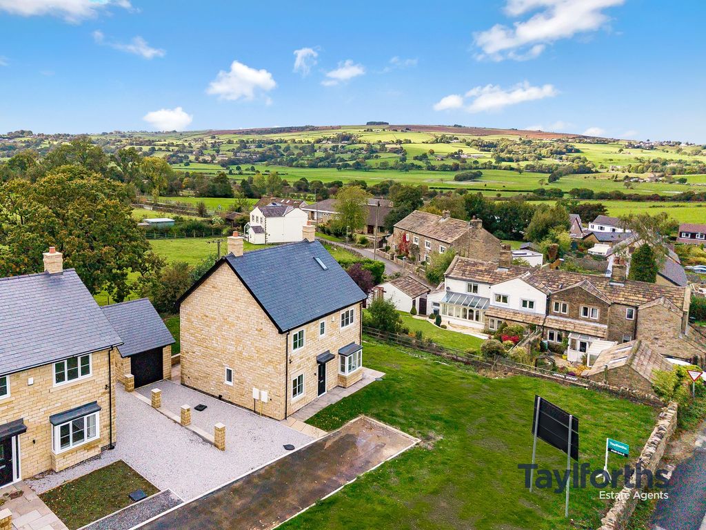 Property photo 3 of 51