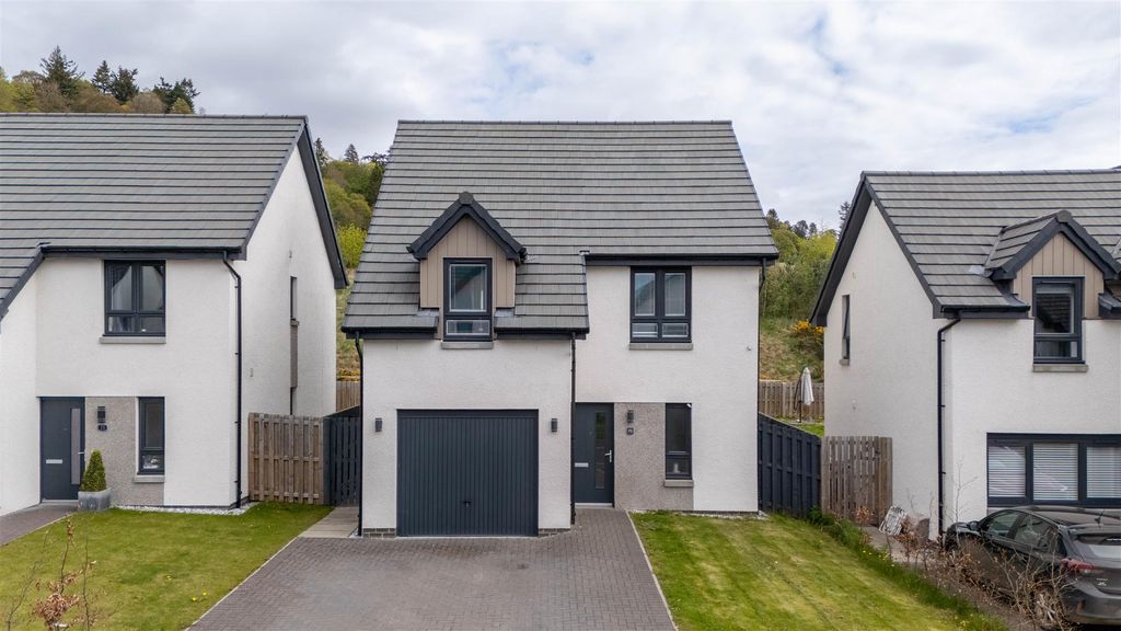 Property photo 1 of 27 73, Douglas Davidson Drive Blairgowrie - D-2.Jpg