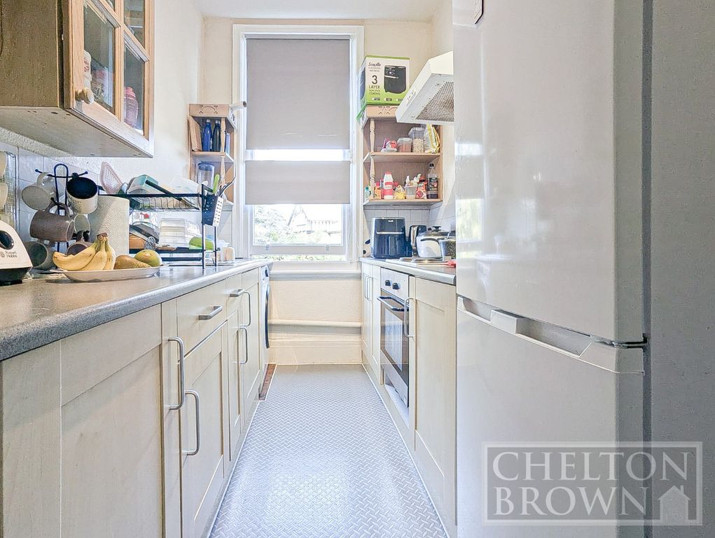 Property photo 2 of 11 Kitchen