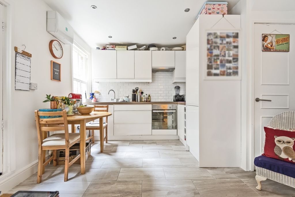 Property photo 2 of 7 531989 (3)