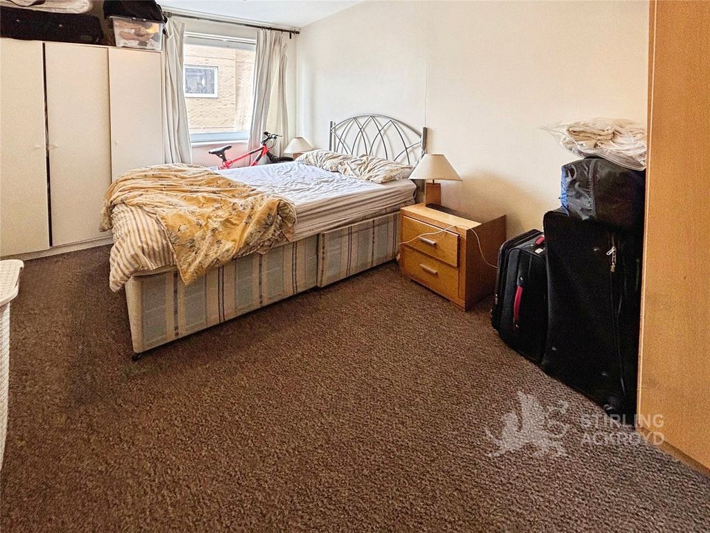 Property photo 3 of 7 Bedroom