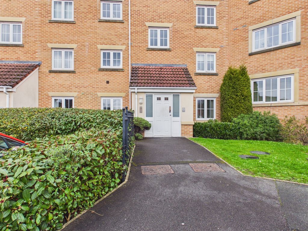 Property photo 2 of 16 Cam03729G0-Pr0261-Still017