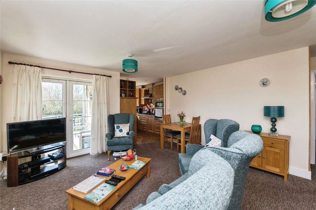 Property photo 3 of 14 Picture No. 14