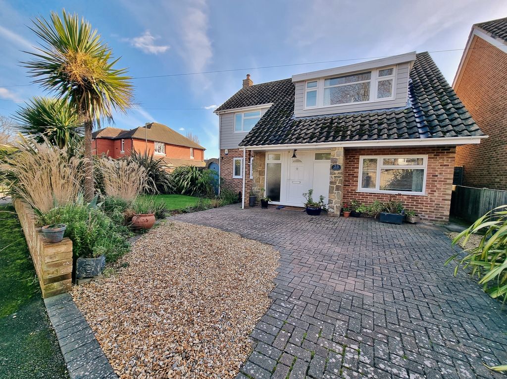 Property photo 1 of 27