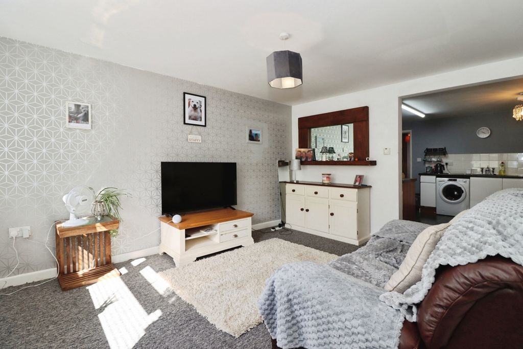 Property photo 2 of 13 Pbox-Img.Jpg