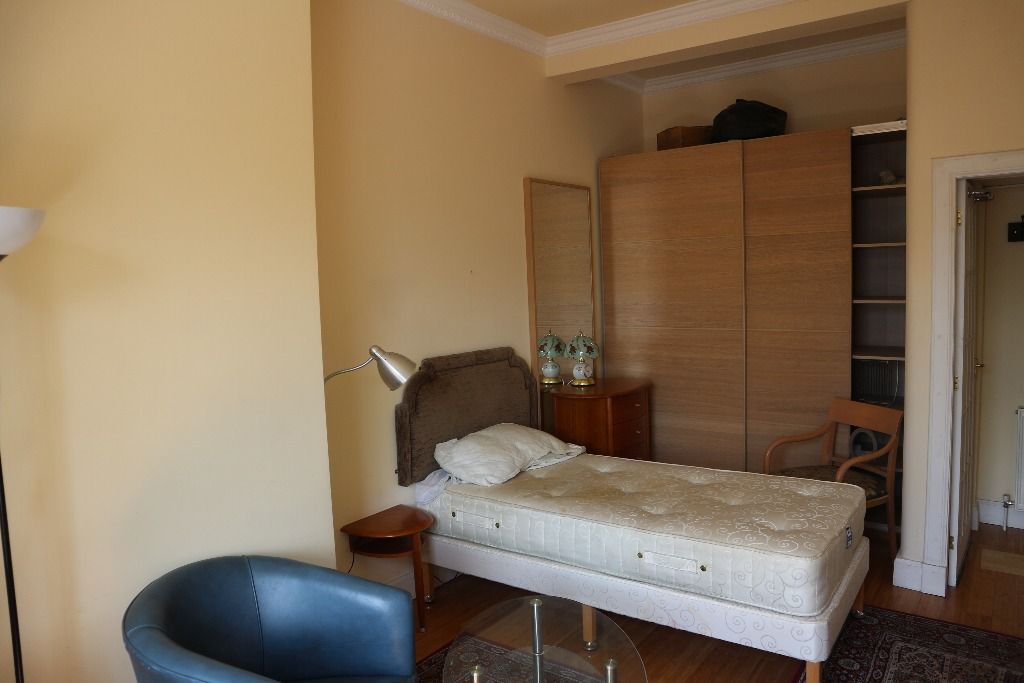 Property photo 3 of 7 Photo 3