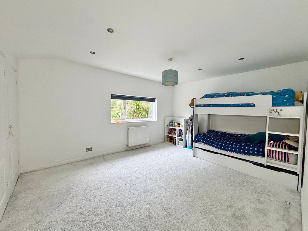 Additional image 19 of 6 bed detached house for saleGlenferness Avenue, Talbot Woods, Bournemouth BH4