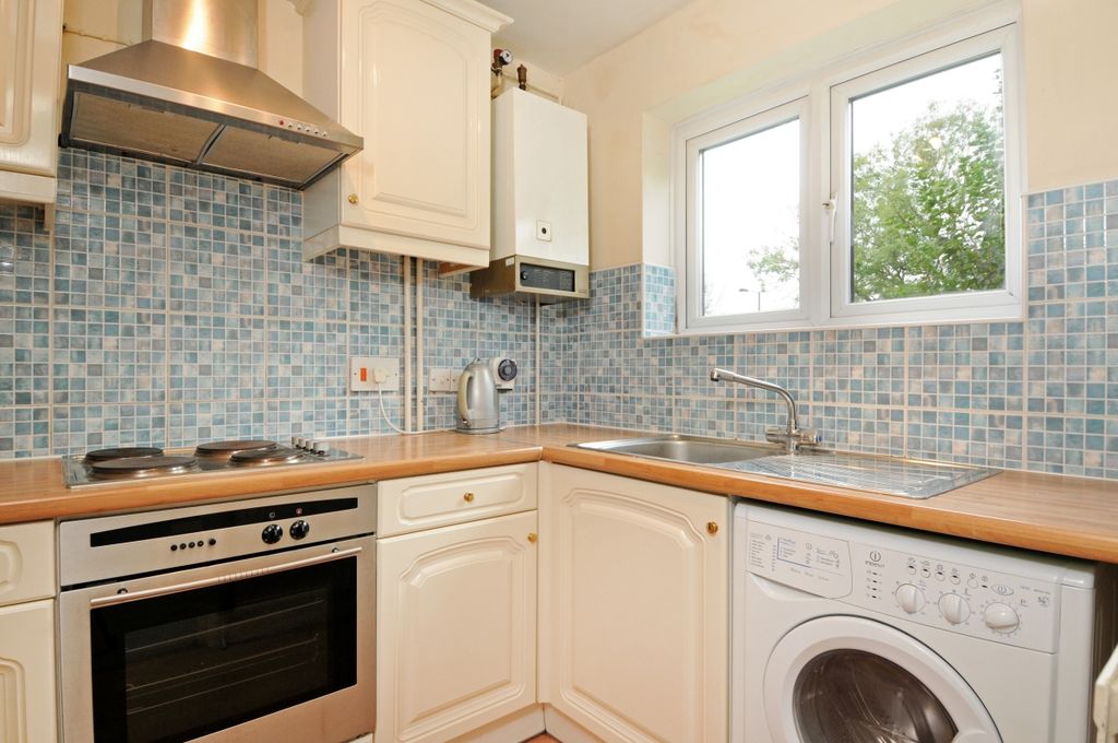Property photo 3 of 13