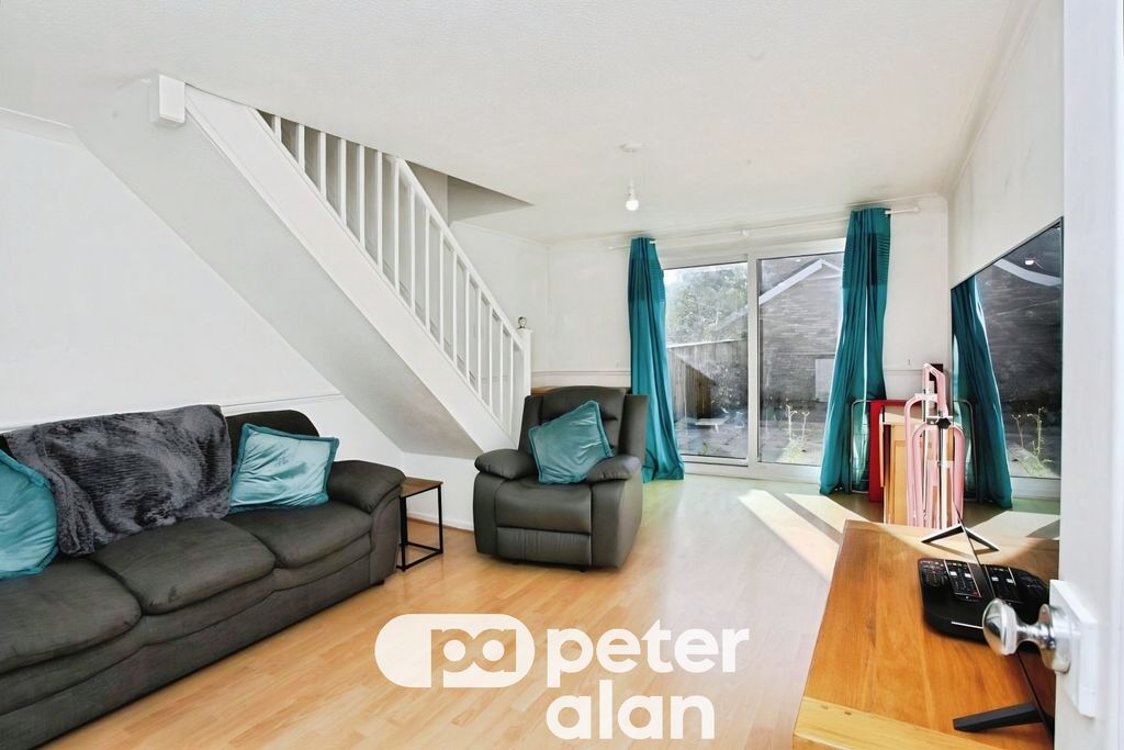 Property photo 3 of 13