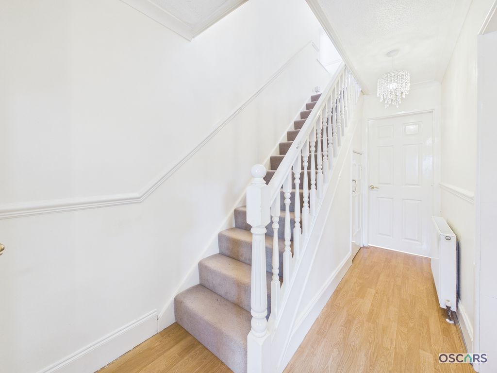 Property photo 2 of 14 Photo 5