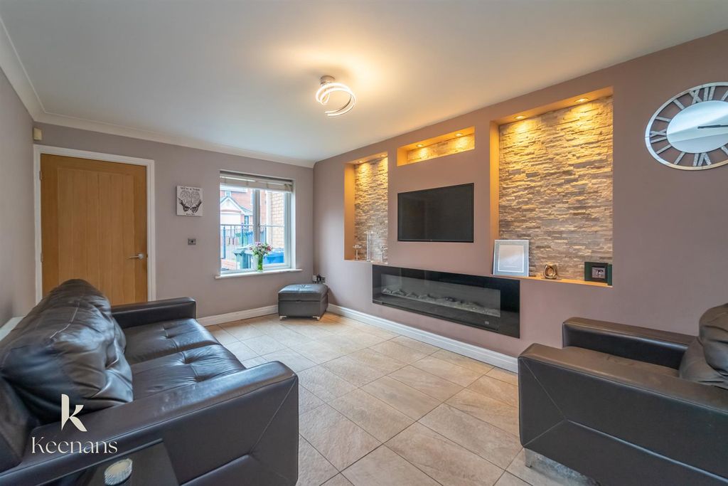 Property photo 3 of 31 Dsc03968.Jpg