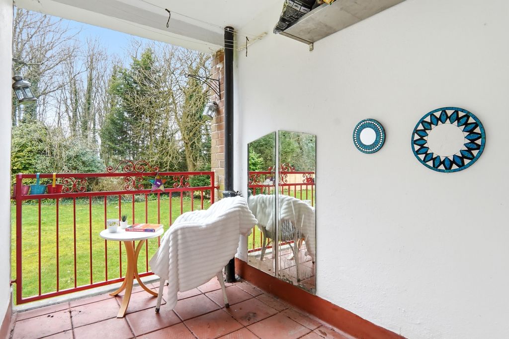 Property photo 3 of 18 Newtoncourt20
