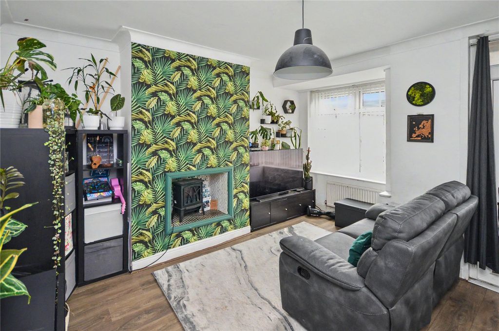 Property photo 2 of 10 Picture No. 06