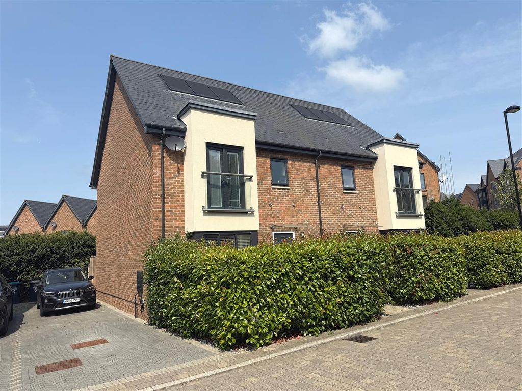 Property photo 1 of 15 6 Kilnwood Ext.Jpg