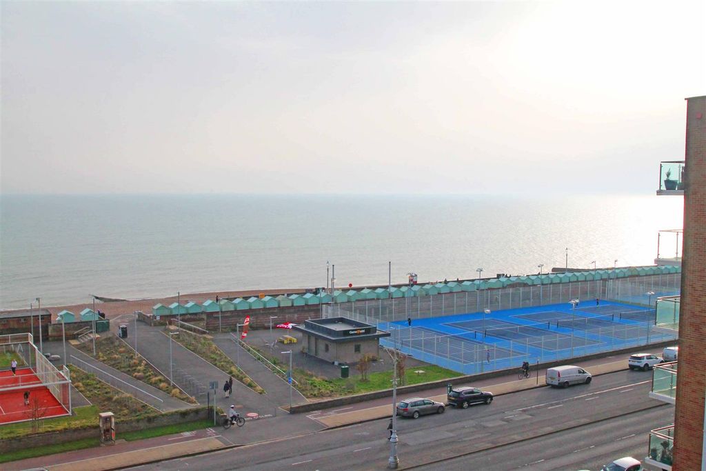 Property photo 2 of 8 View