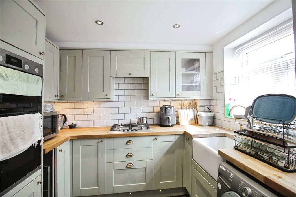 Property photo 2 of 8 Picture No. 05