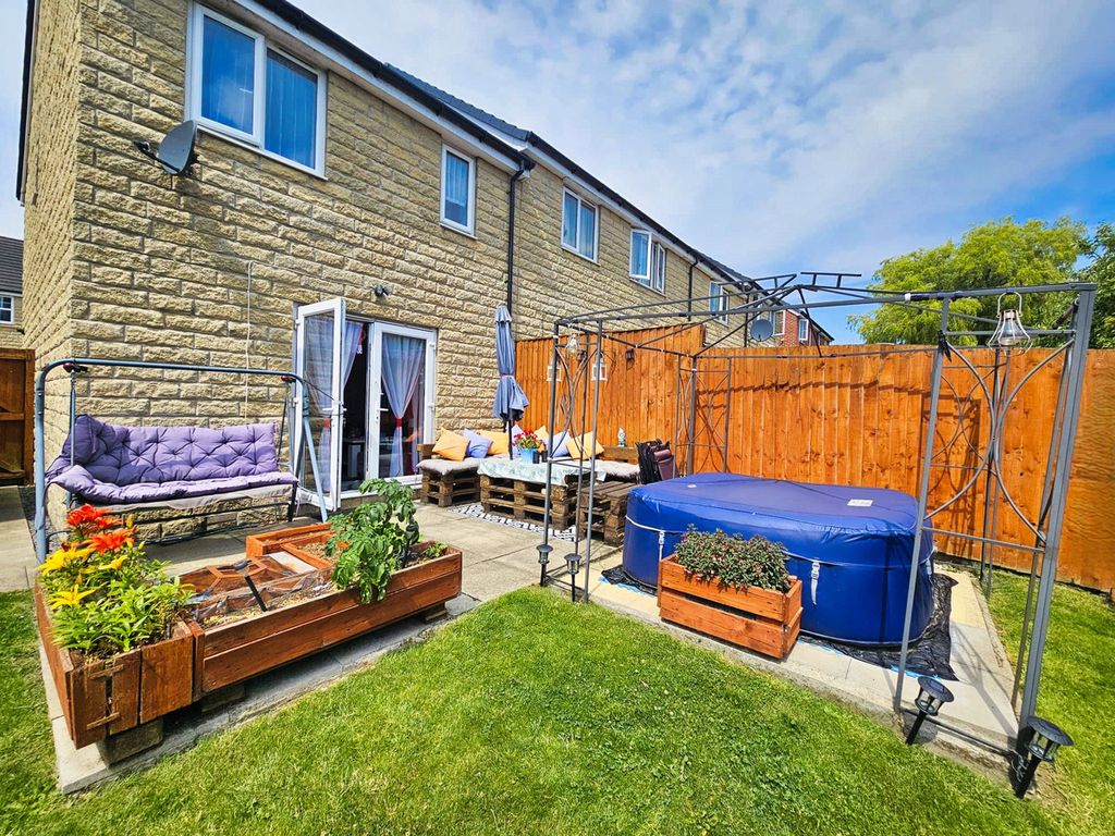 Property photo 1 of 22