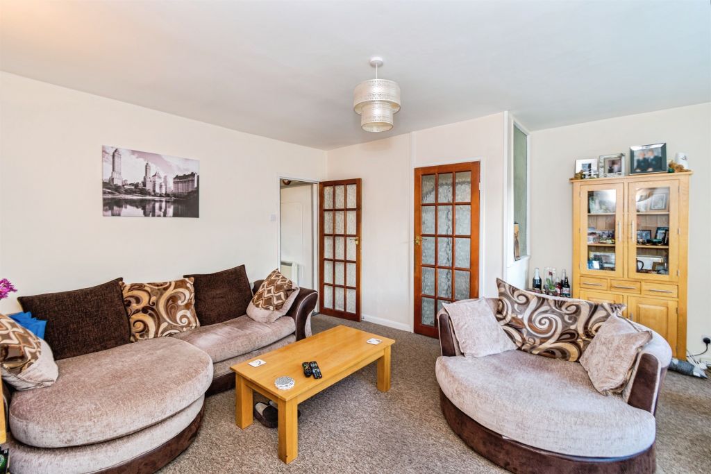 Property photo 3 of 15