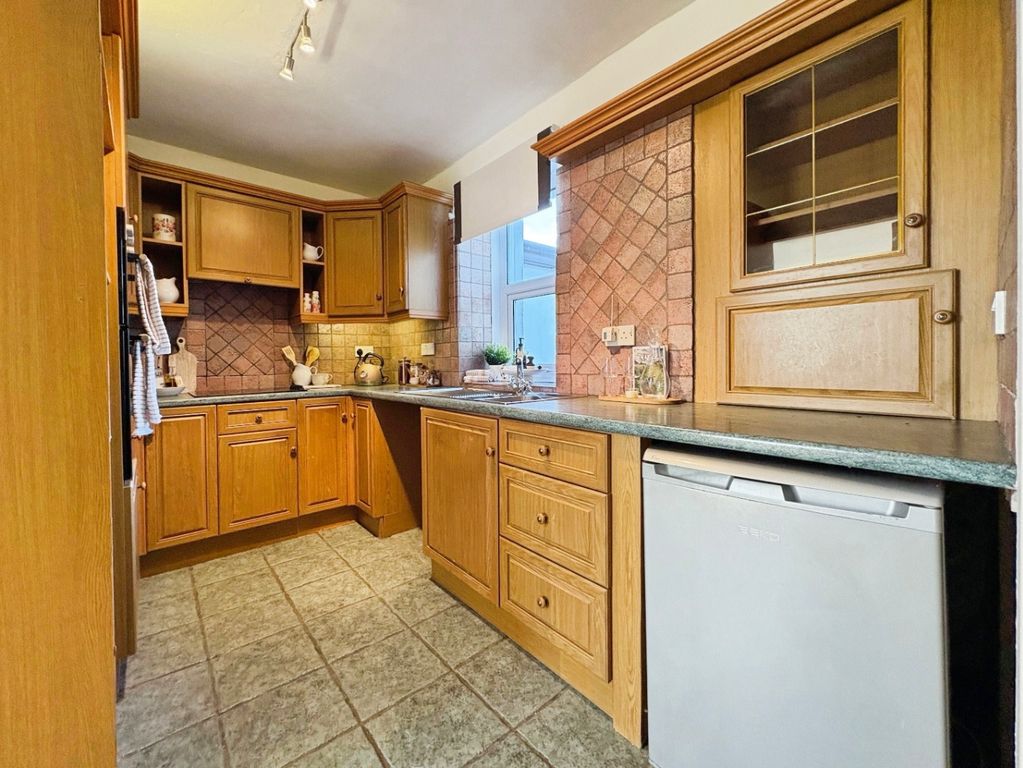 Property photo 3 of 27 4970426