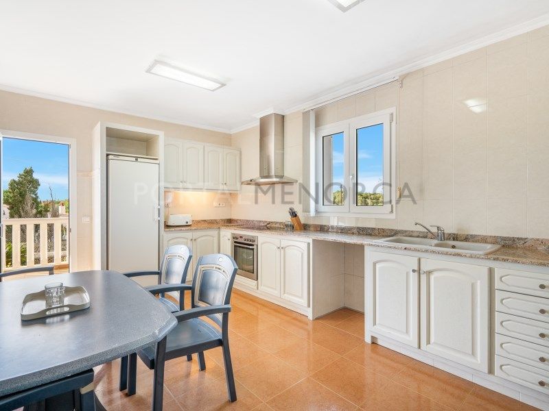 Property photo 3 of 64