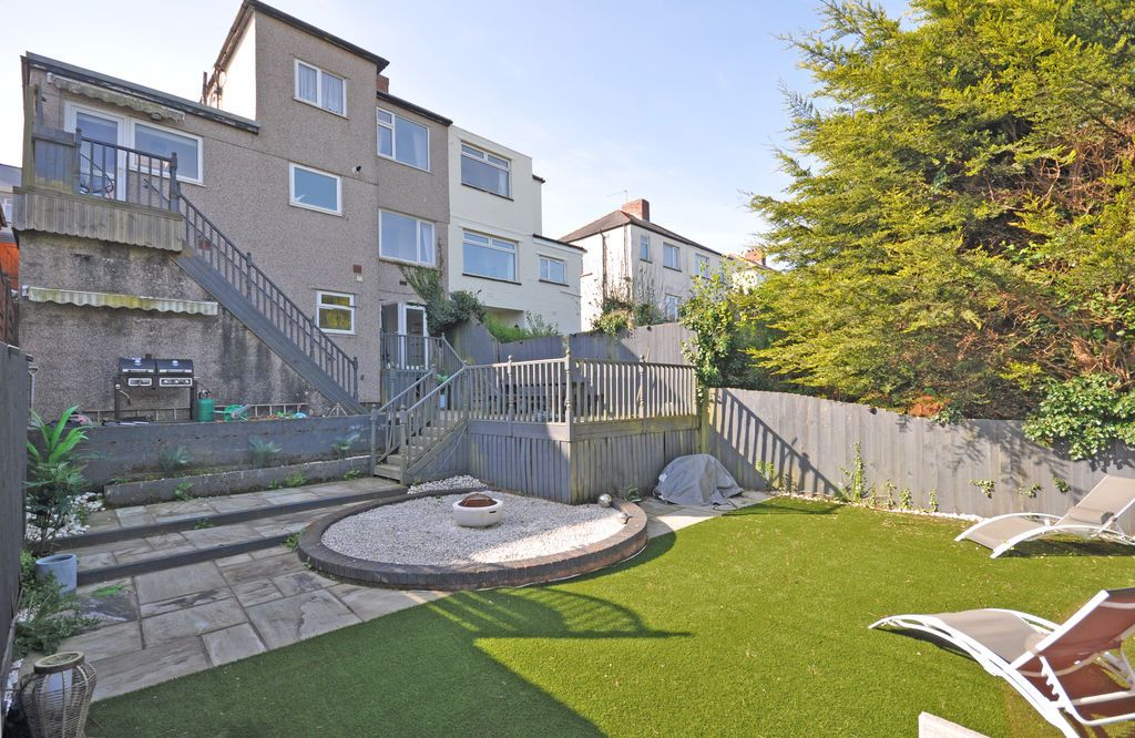 Property photo 2 of 31 Photo 35