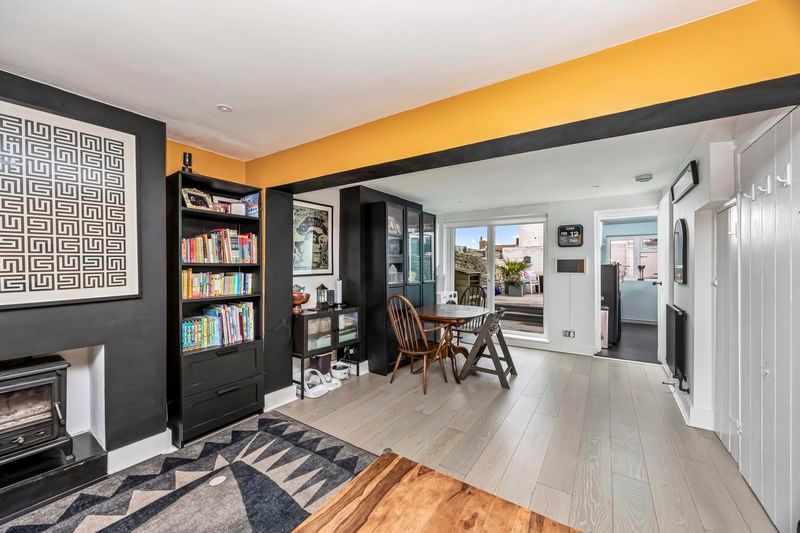 Property photo 2 of 23 Photo 3