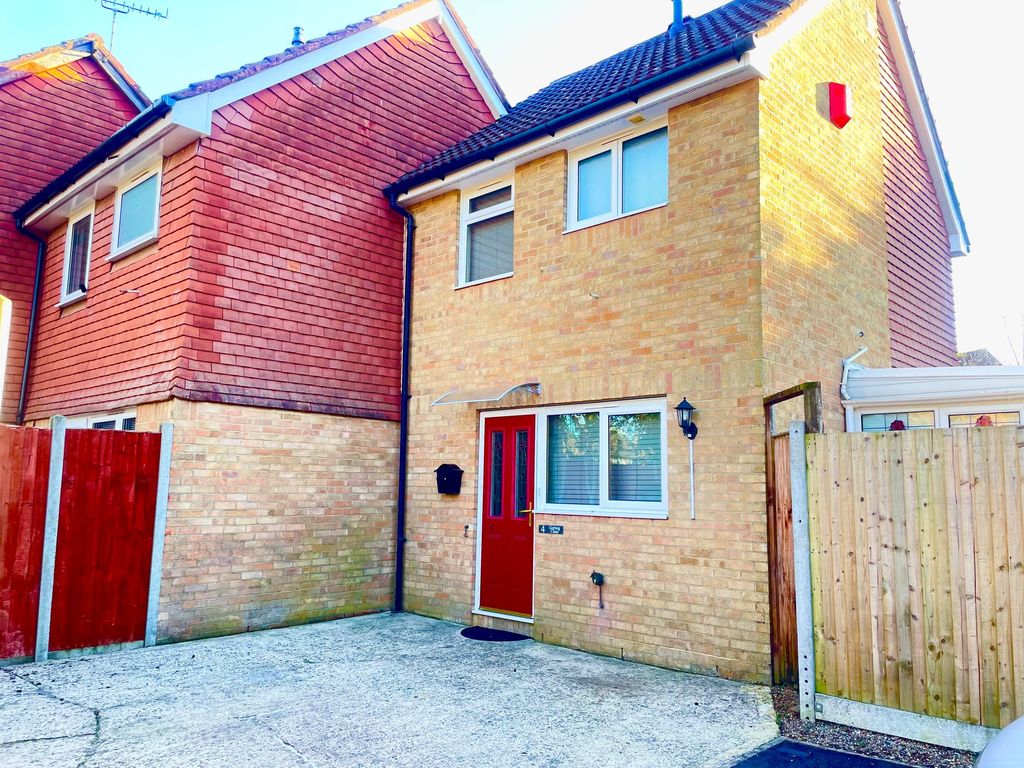 Property photo 2 of 9