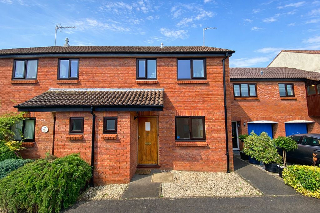 Property photo 1 of 14 Front