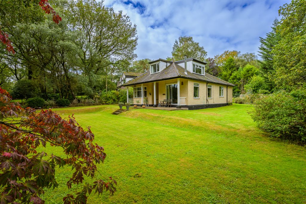 Property photo 1 of 33 Gardenview