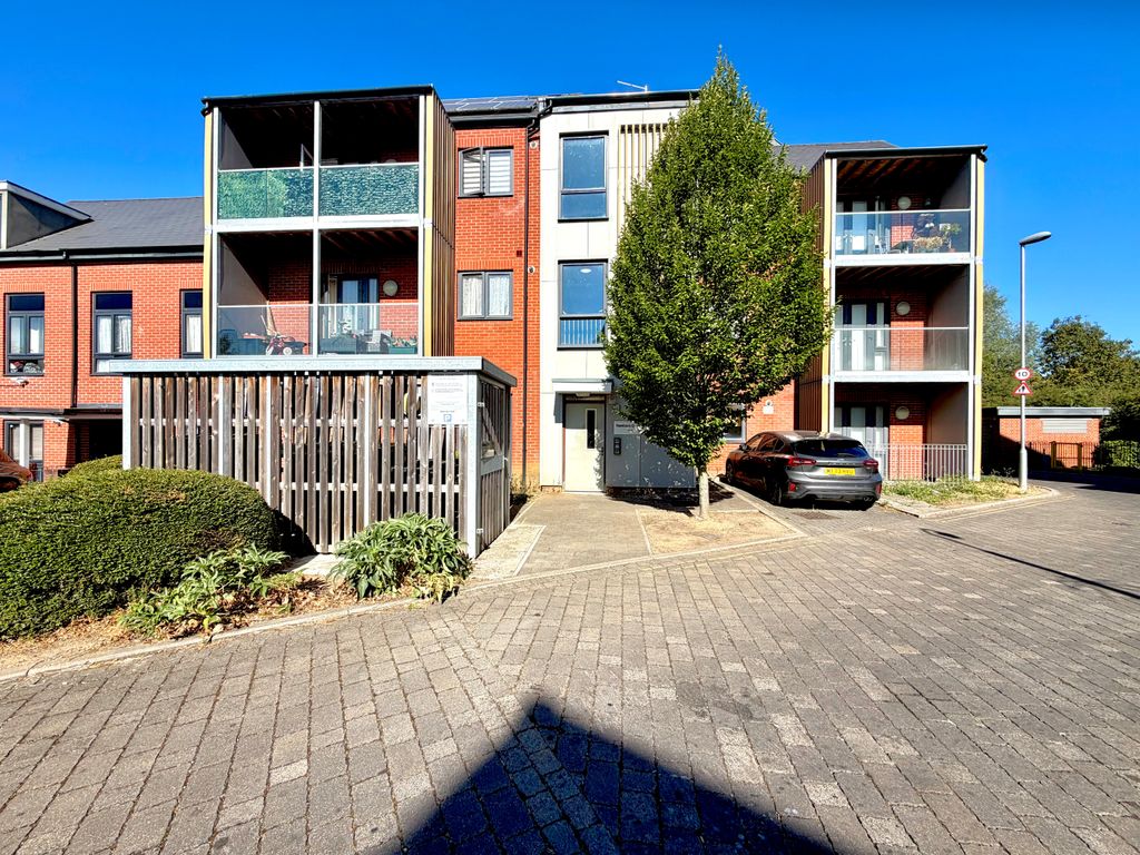 Property photo 1 of 8