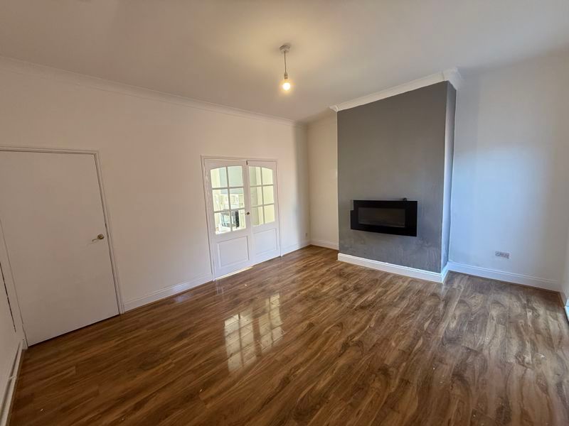 Property photo 3 of 8 Dining Room