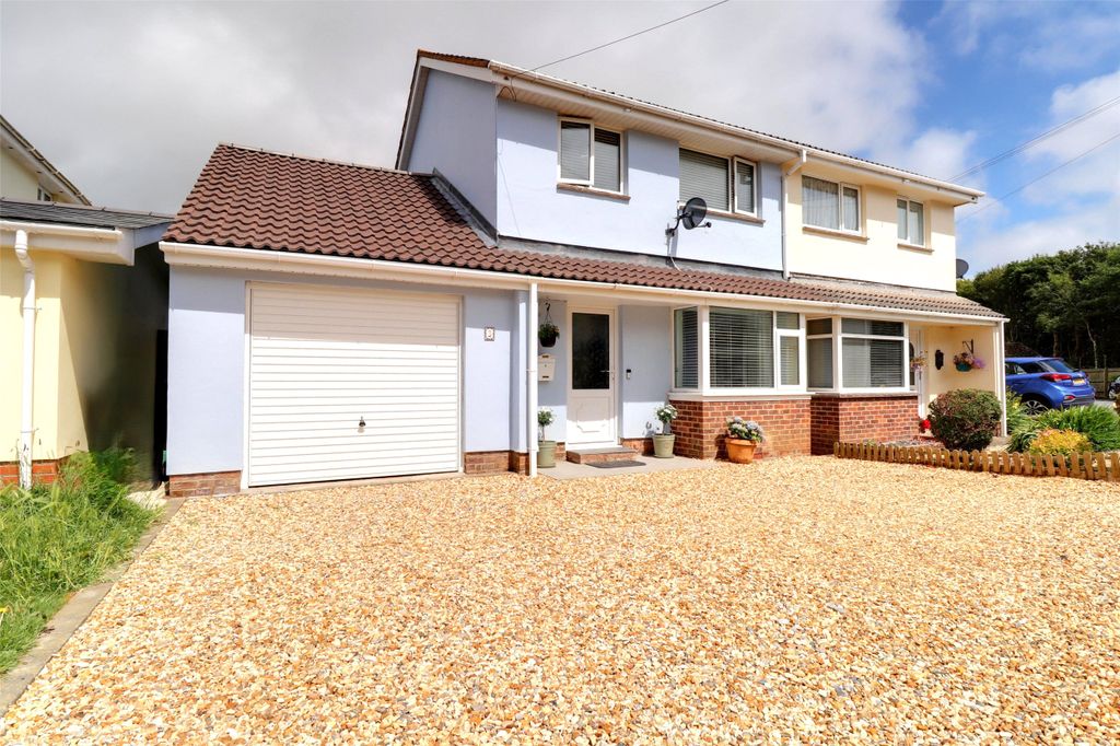 Property photo 1 of 13 1 - Picture No. 17