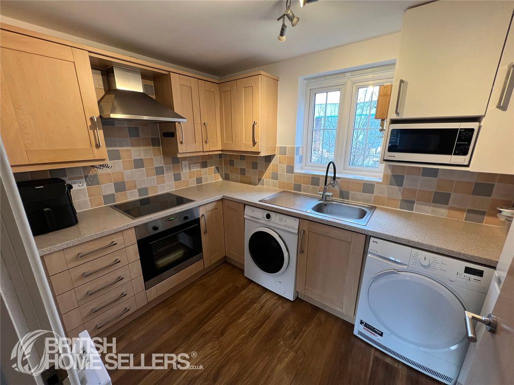 Property photo 2 of 11 Picture No. 09