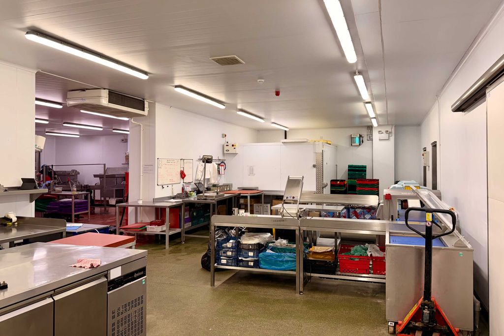 Property photo 3 of 7