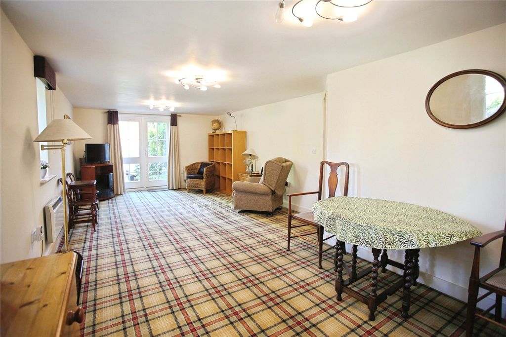 Property photo 2 of 24 Picture No. 48