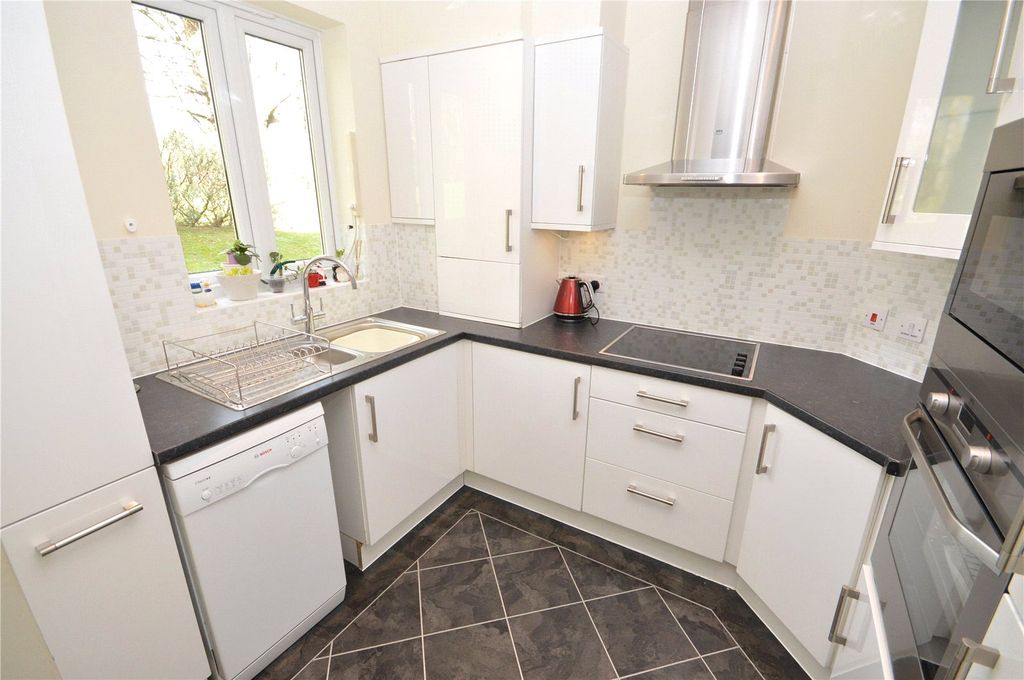 Property photo 2 of 14 Picture No. 05