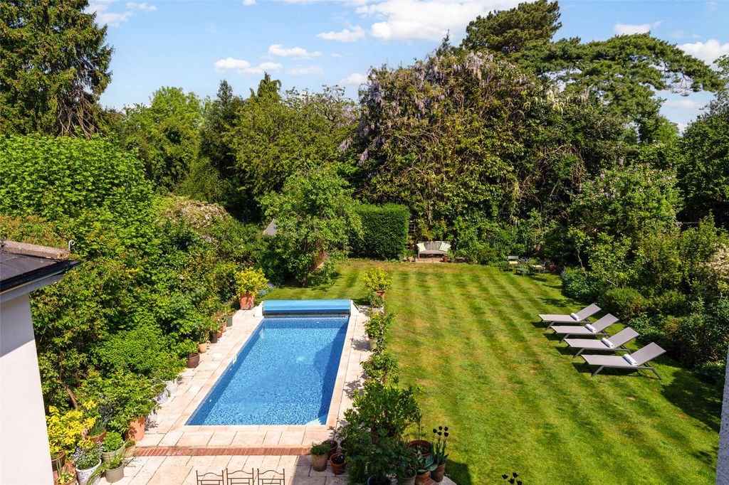 Property photo 2 of 40 Pool