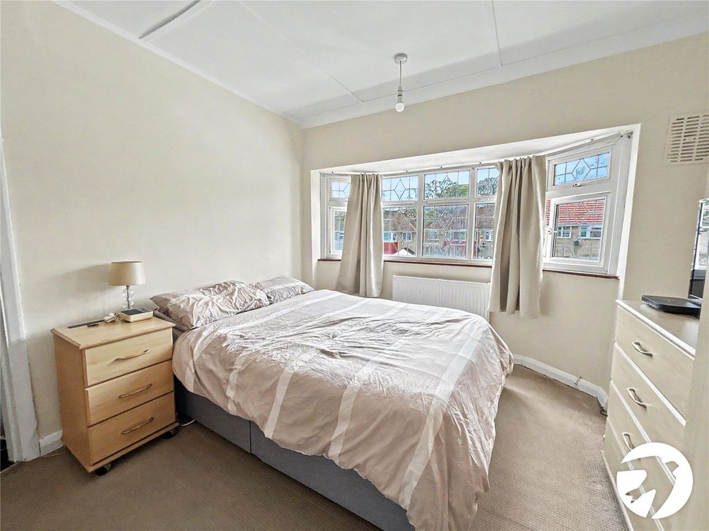 Property photo 3 of 25 Picture No. 02