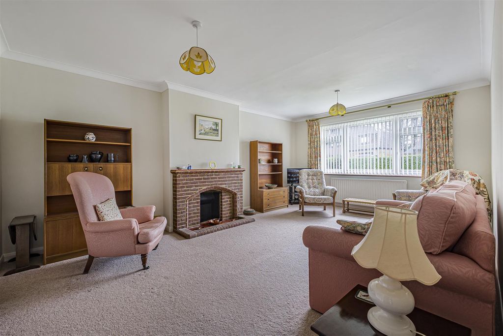 Property photo 3 of 22 B2G_8395.Jpg