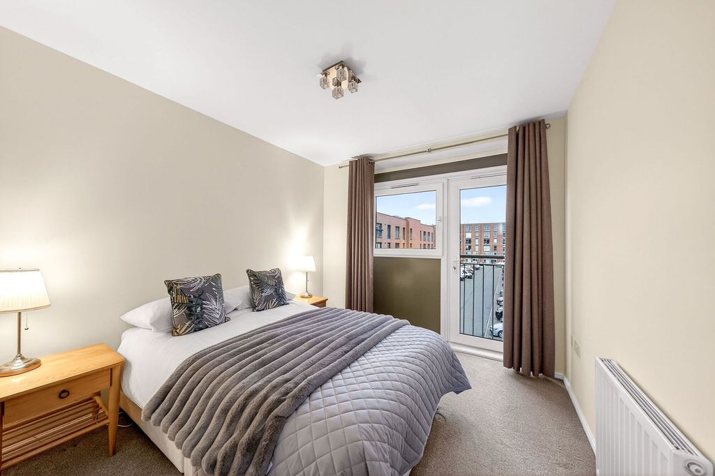 Property photo 3 of 37 Primary Bedroom