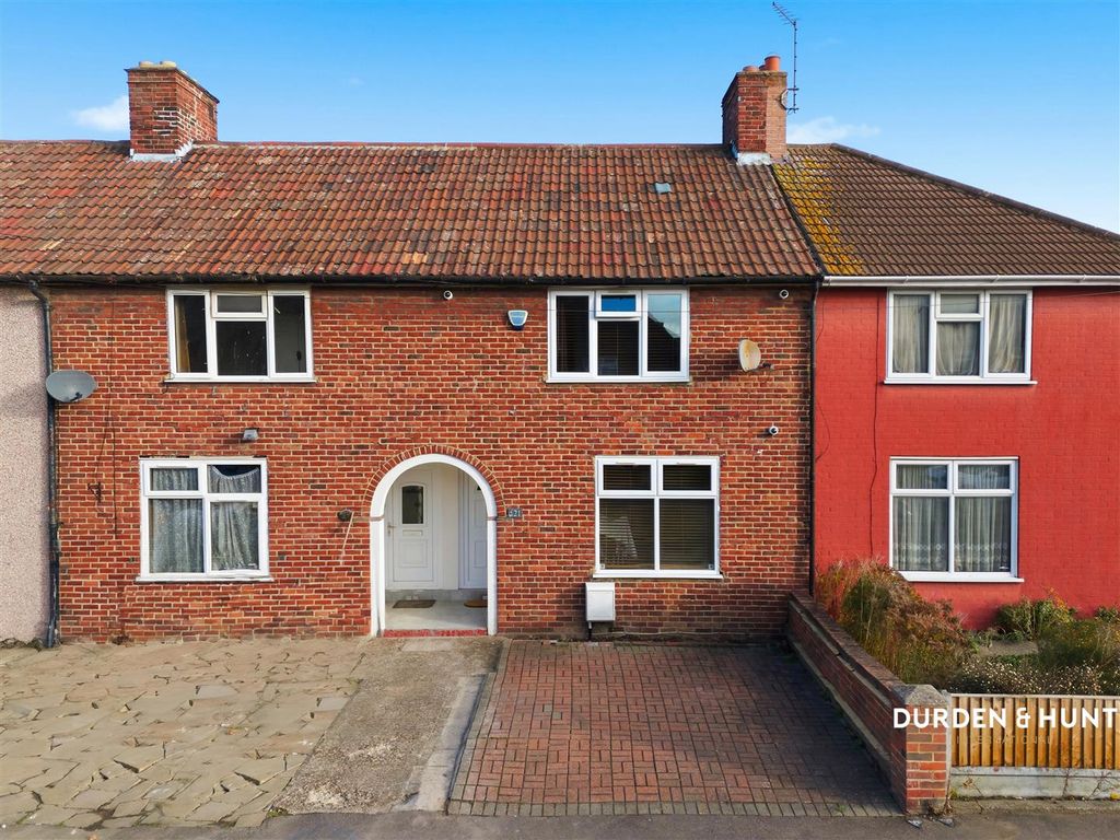 Property photo 1 of 15 Marlborough Road