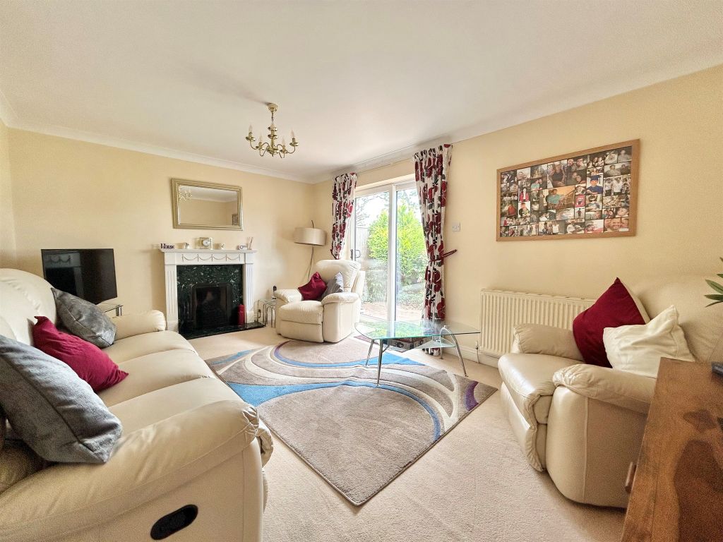 Property photo 2 of 14