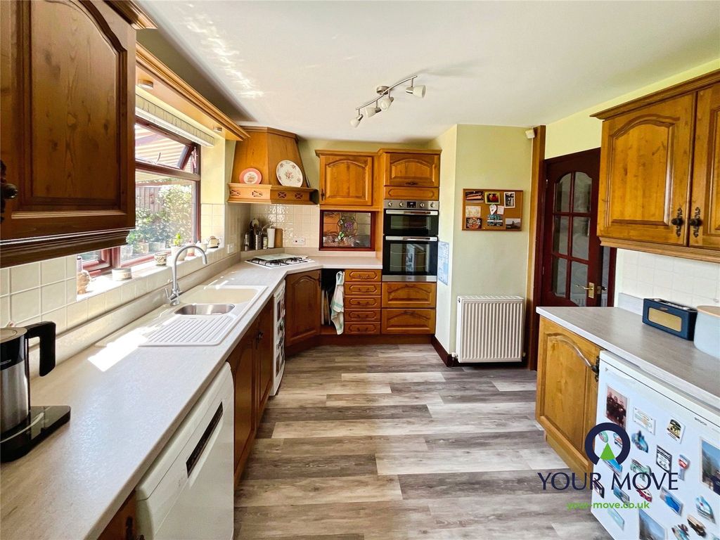 Property photo 3 of 29 Picture No. 03