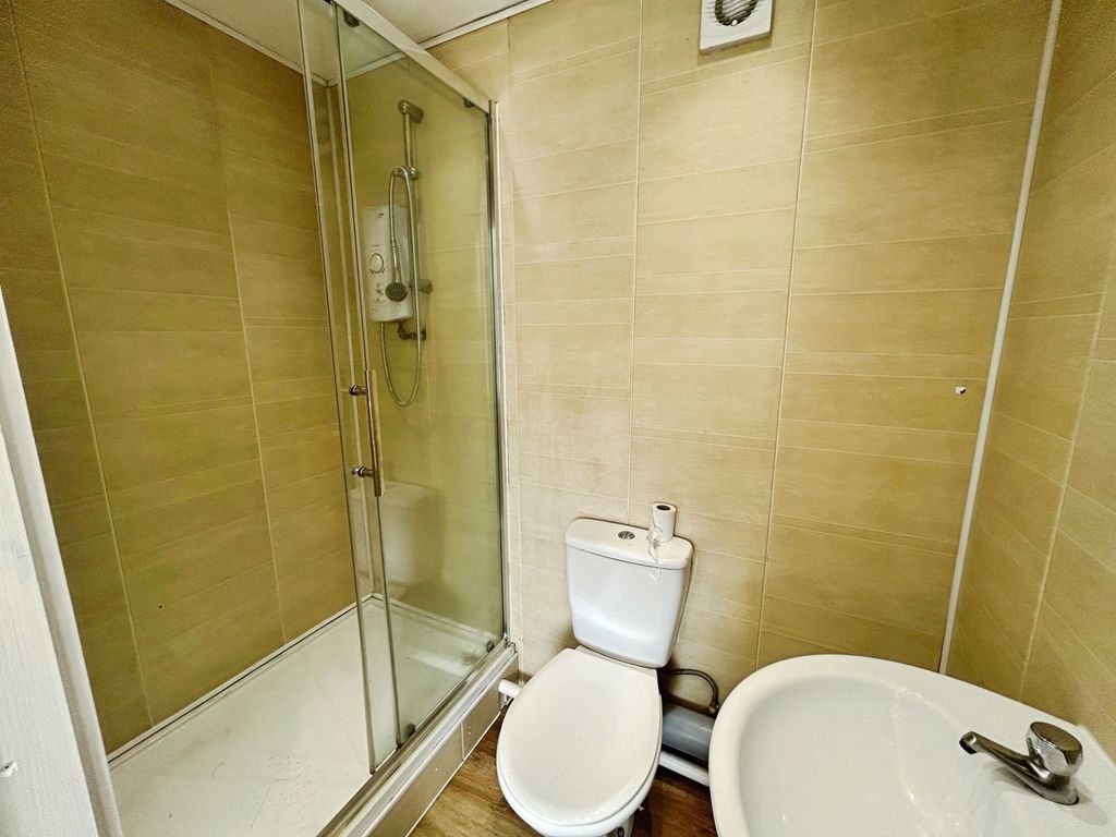 Additional image 5 of 1 bed flat to rentWindsor Road, Neath SA11