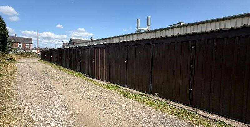 Property photo 1 of 3