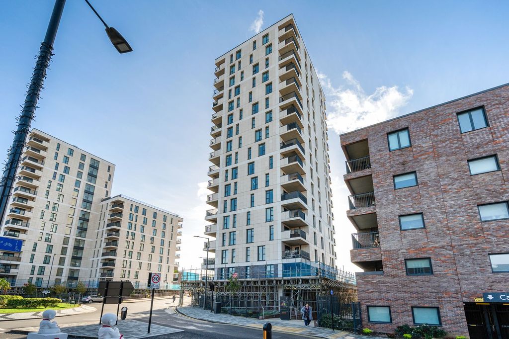 Property photo 1 of 11 1Â Bedroom Flat For Sale