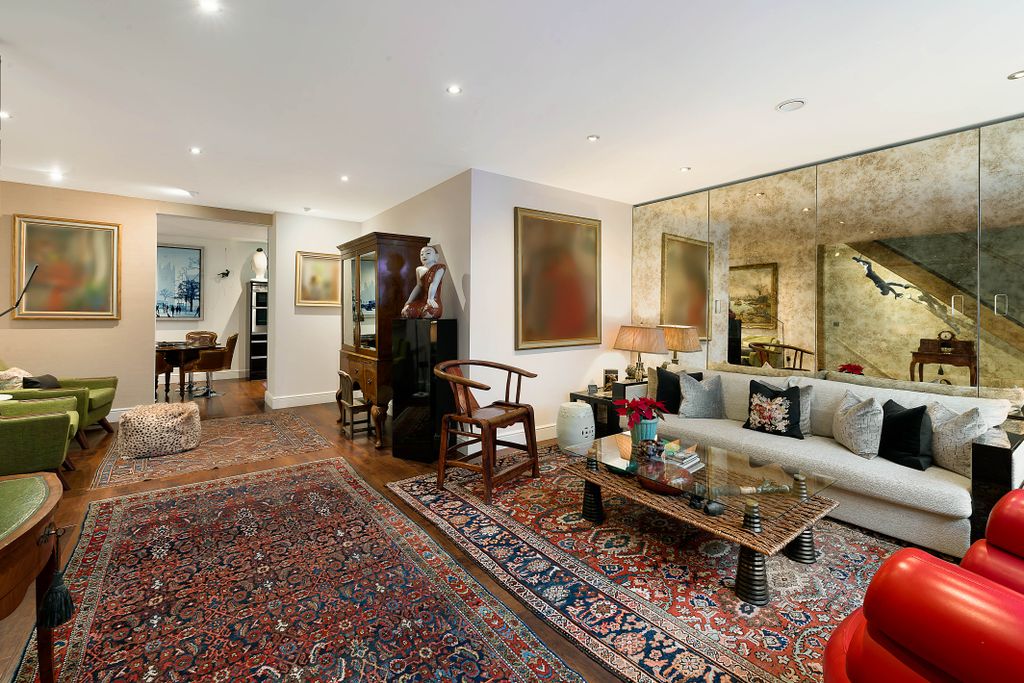 Property photo 2 of 8 Reception Room