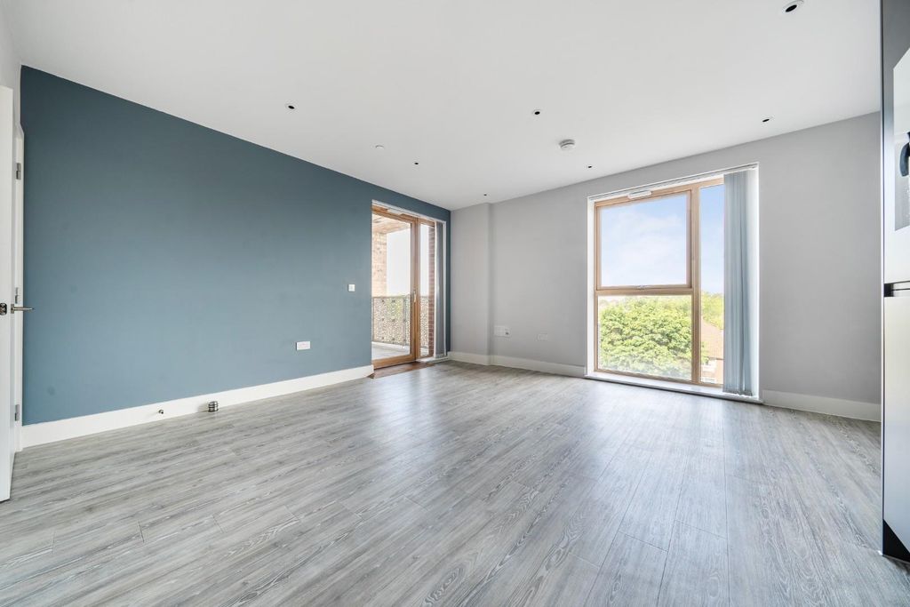 Property photo 2 of 21 1469066 (5).Jpg